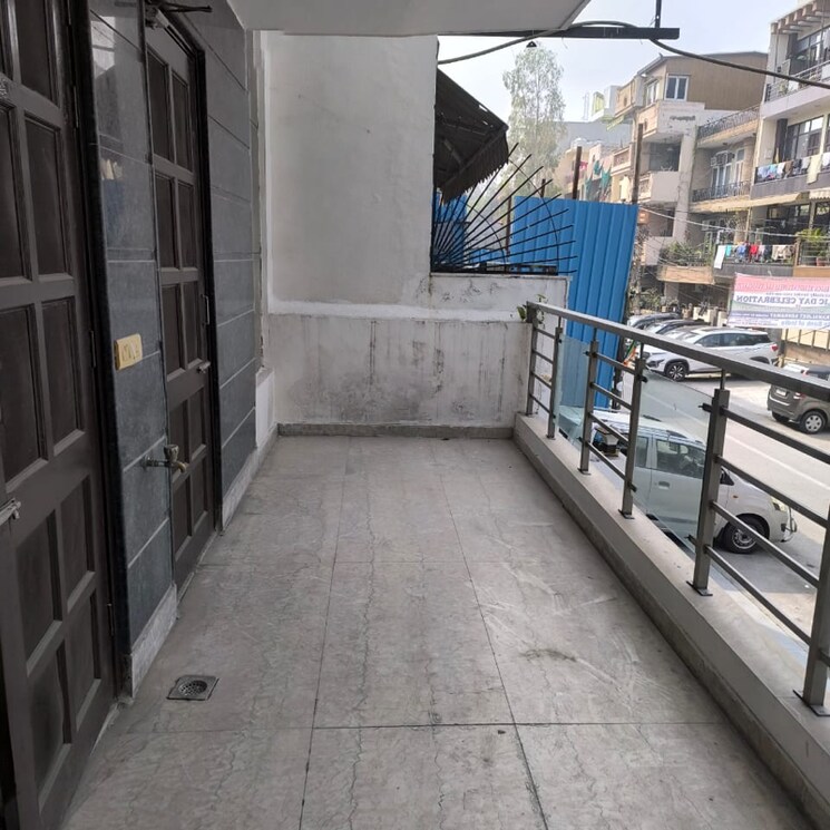 Balcony, janakpuri 3 Bedroom 1350 Sq.Ft. Builder Floor In Janakpuri Delhi 8156743