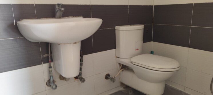 Master Bedroom, ganguly-4-sight-model-town 2 Bedroom 1000 Sq.Ft. Apartment In Garia Kolkata 8156765