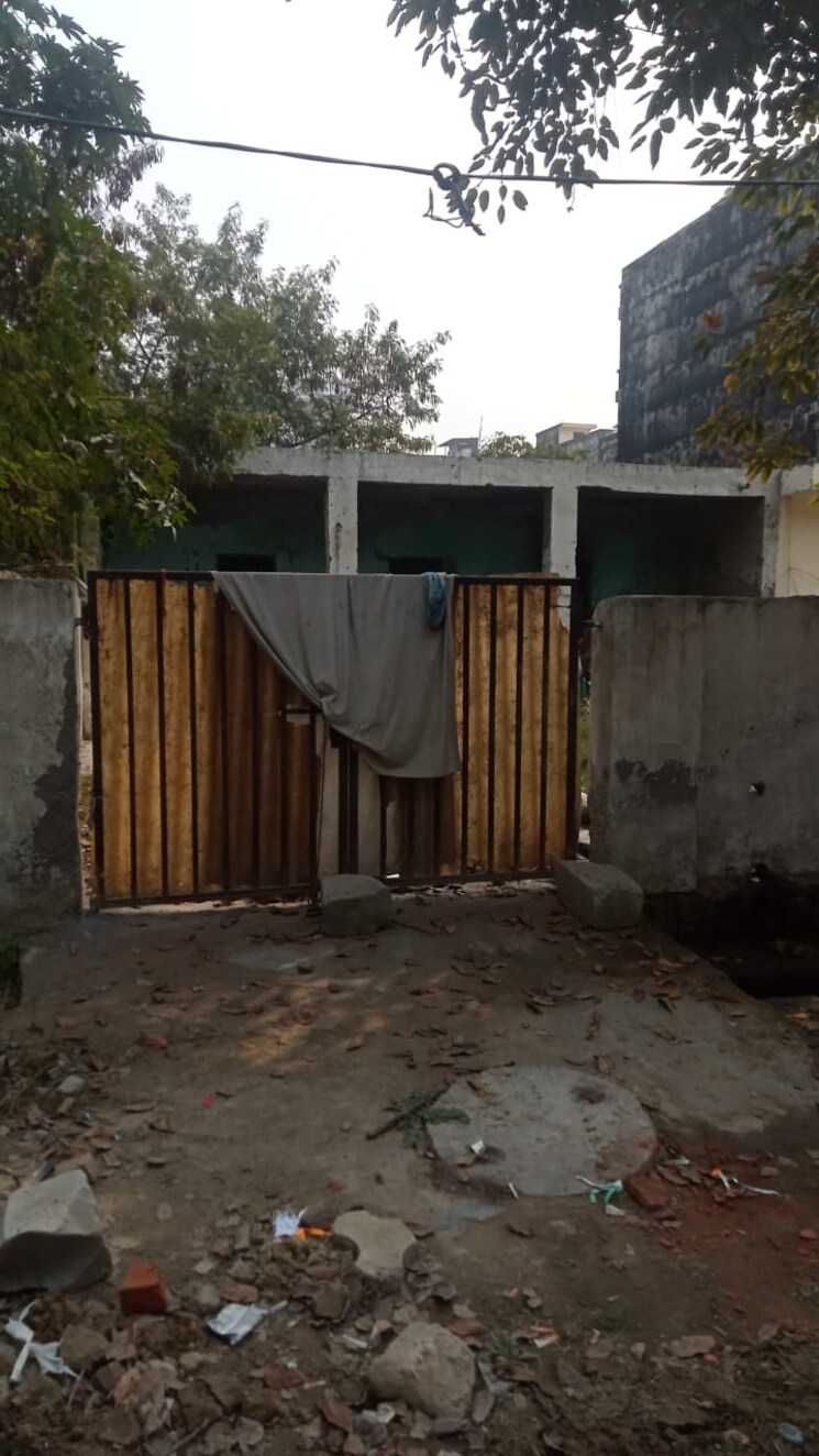 Exterior View, rwa-apartments-sector-47 5 Bedroom 112 Sq.Mt. Independent House In Sector 47 Noida 8156785