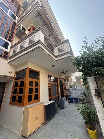 5 BHK Independent House – Exterior View View at RWA Apartments Sector 47, Sector 47 - for Sale