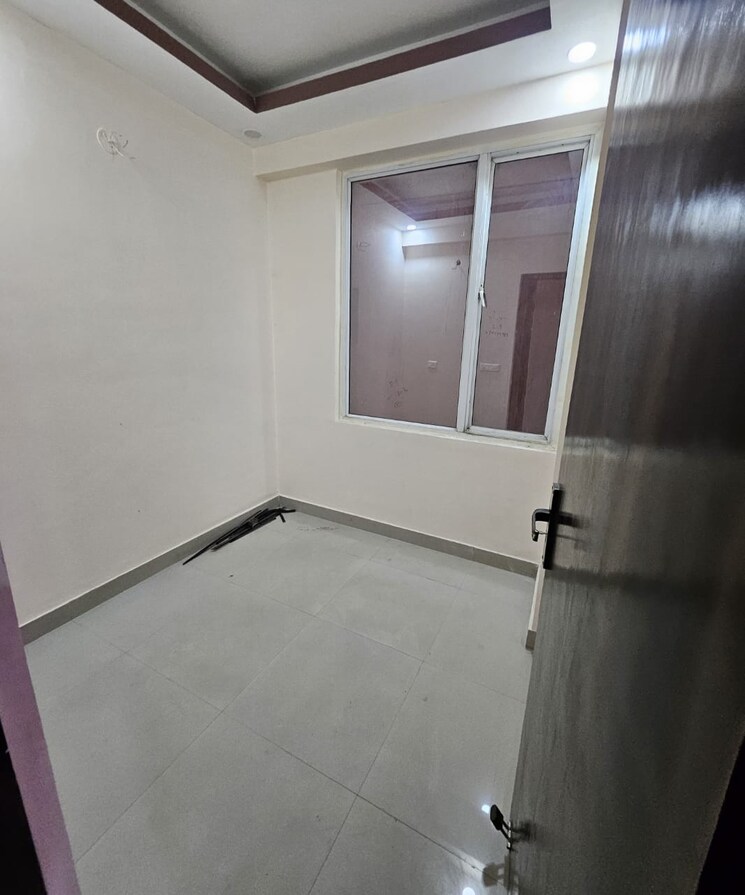 Room, mahagun-meadows 3 Bedroom 1435 Sq.Ft. Apartment In Sector 150 Noida 8156817