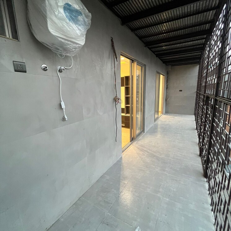  Parking, janakpuri 4 Bedroom 2925 Sq.Ft. Builder Floor In Janakpuri Delhi 8156884