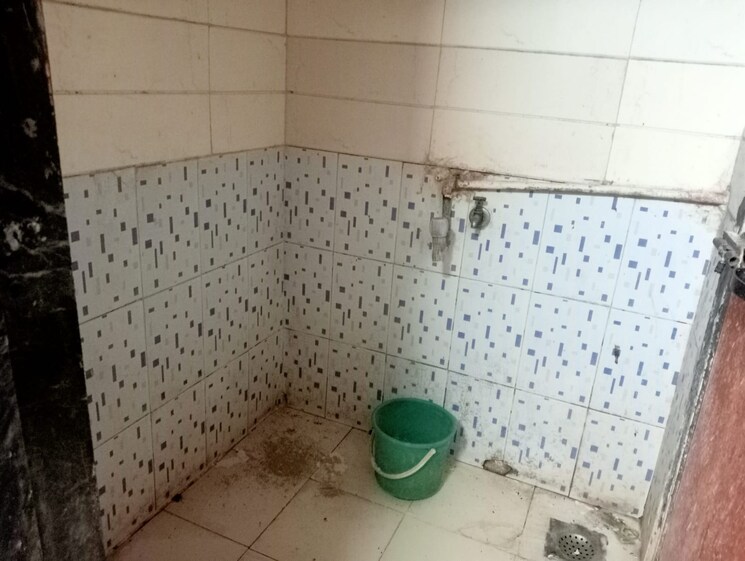 Bathroom, charkop sector 8 2 Bedroom 800 Sq.Ft. Independent House In Charkop   Sector 8 Mumbai 8156889