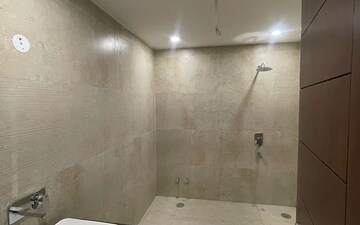 Shop For Sale in M3M Broadway, Sector 71