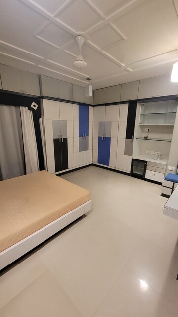 Master Bedroom in 3 BHK Apartment at Vascon Marigold, Kalyani Nagar – for Rent