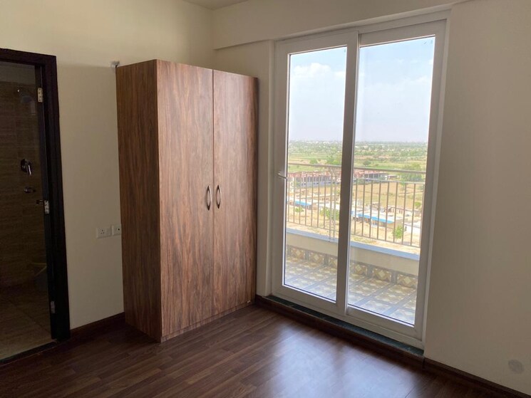 Room, bptp-parkland-pride-phase-2 4 Bedroom 278 Sq.Yd. Builder Floor In Sector 77 Faridabad 8156919