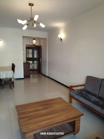 Room in 4 BHK Apartment at Assotech Windsor Greens, Sector 50 – for Rent