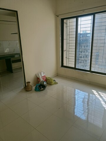 Room in 1 BHK Apartment at Smruti CHS Charai, Charai – for Rent