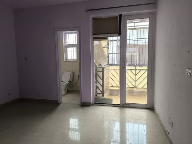 Room, puri-vip-floors 3 Bedroom 2700 Sq.Ft. Apartment In Sector 81 Faridabad 8157062