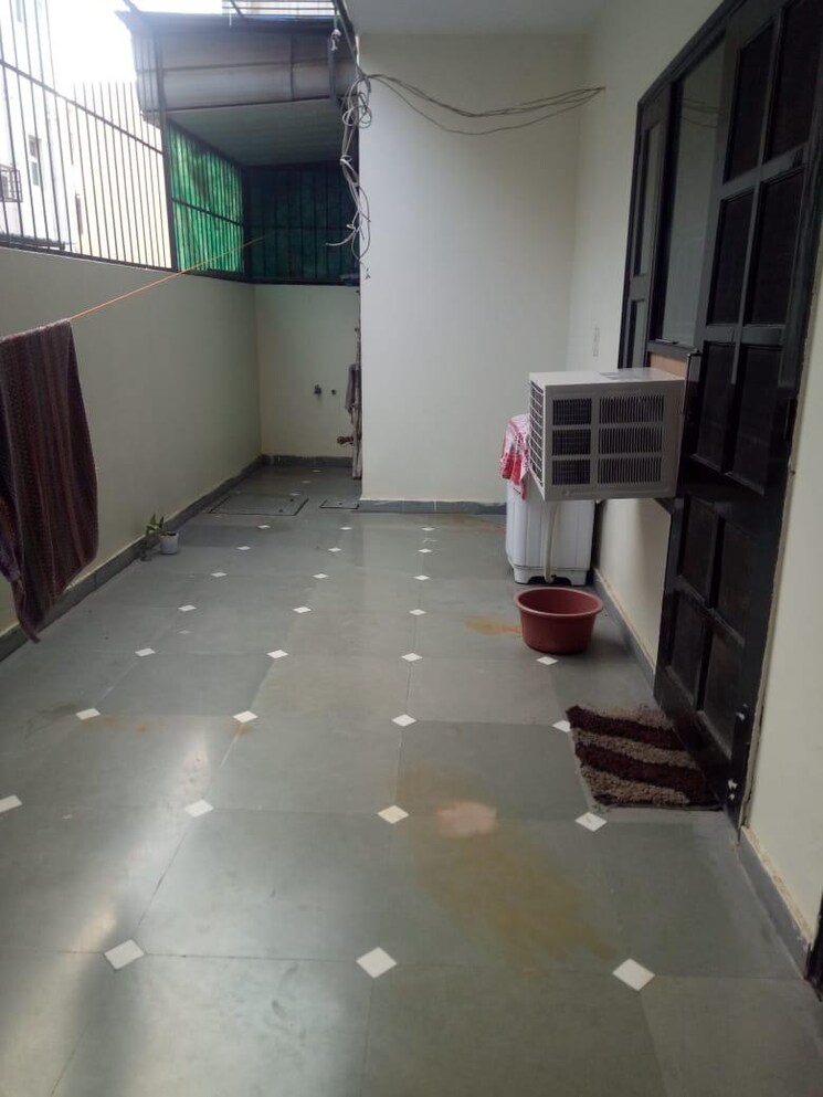 Kitchen, bptp-parkland 3 Bedroom 250 Sq.Ft. Builder Floor In Sector 75 Faridabad 8157084