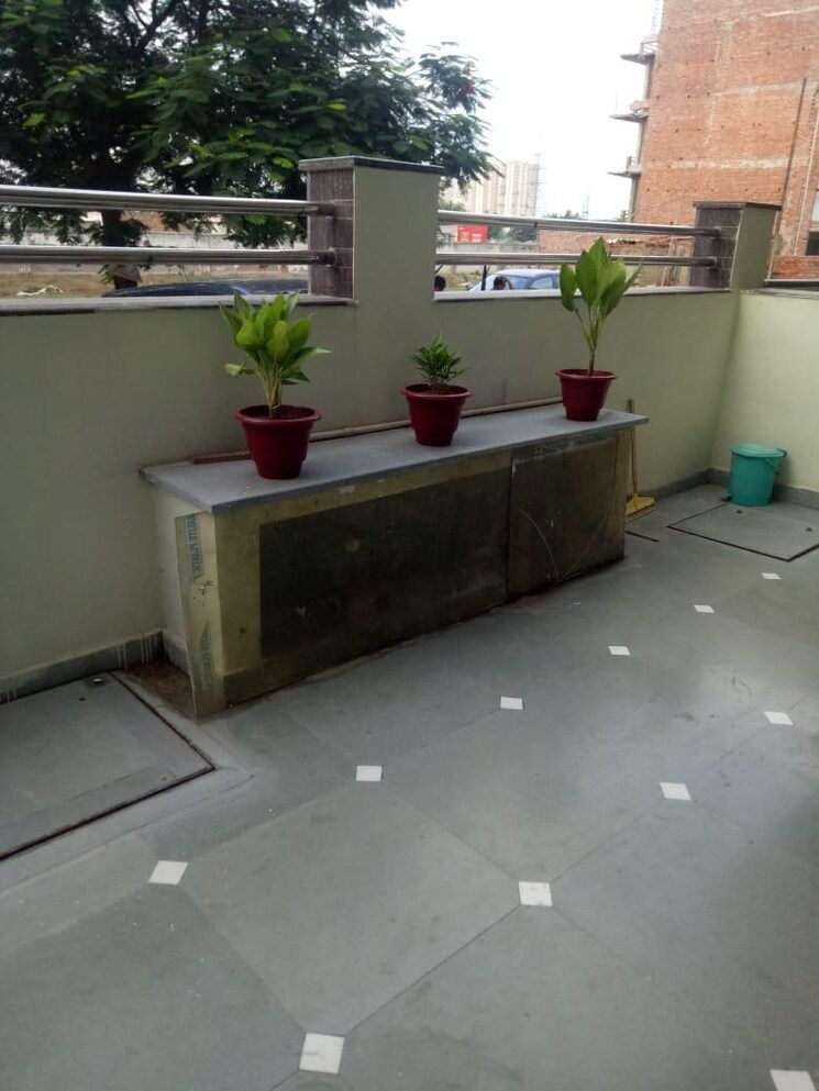 Kitchen, bptp-parkland 3 Bedroom 250 Sq.Ft. Builder Floor In Sector 75 Faridabad 8157084