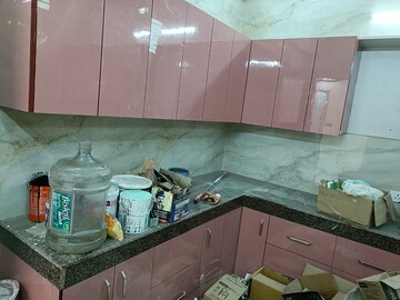 Kitchen in 1 BHK Builder Floor at Sector 27 – for Rent