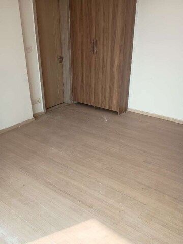 Room in 4 BHK Apartment at DLF New Town Heights I, Sector 90 – for Sale