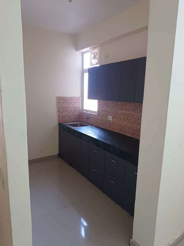 Kitchen, conscient-habitat-residences 3 Bedroom 715 Sq.Ft. Apartment In Sector 78 Faridabad 8157125