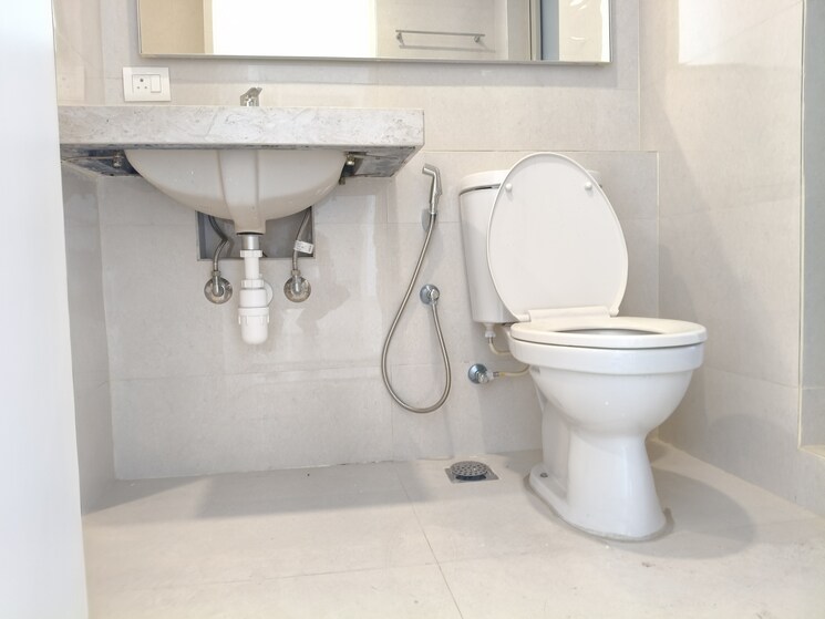 Bathroom, hiranandani-delanna 2 Bedroom 750 Sq.Ft. Apartment In Ghodbunder Road Thane 8157140