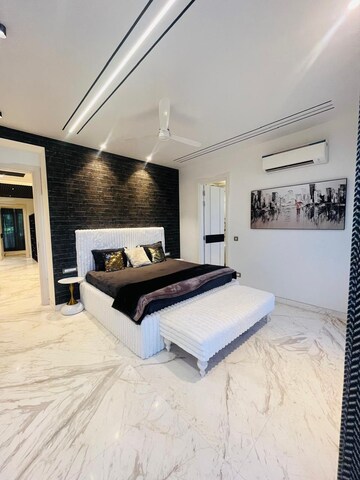 Bedroom in 4 BHK Builder Floor at Eros Rosewood City, Sector 49 – for Sale