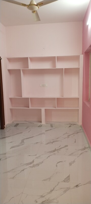 1 BHK Independent House For Rent in Madhapur