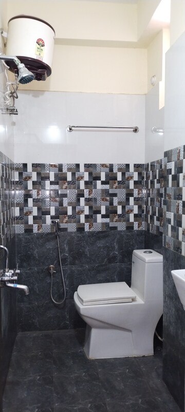 Master Bedroom in 1 BHK Independent House at Madhapur – for Rent
