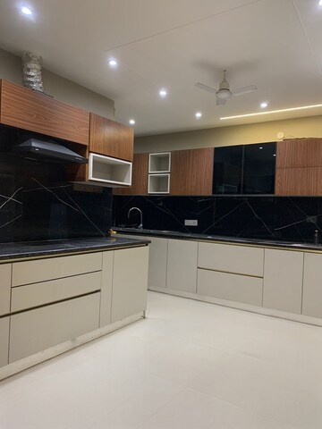 Kitchen in 3 BHK Builder Floor at Paschim Vihar – for Rent