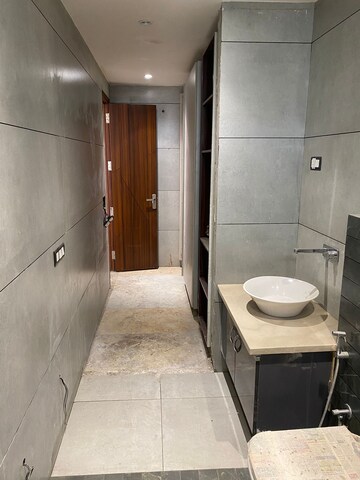 Bathroom in 3 BHK Builder Floor at Paschim Vihar – for Rent