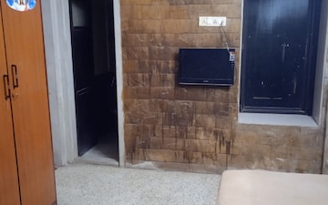 2 BHK Apartment For Rent in Himgiri Lokupvan Phase II CHS Ltd, Vasant Vihar