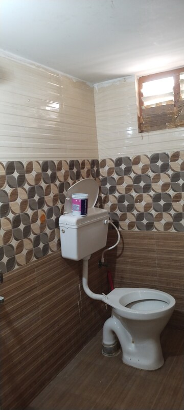 Master Bedroom in 1 BHK Independent House at Madhapur – for Rent