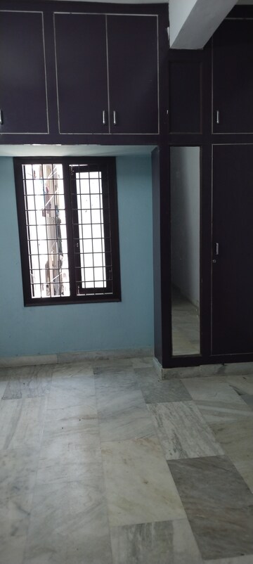 Room in 2 BHK Independent House at Madhapur – for Rent