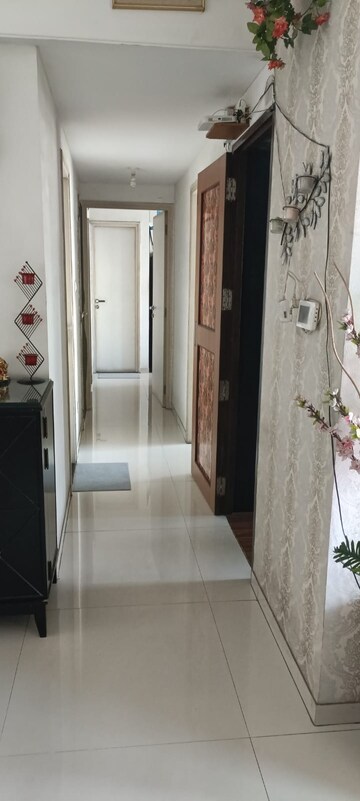Bathroom in 2 BHK Apartment at Rustomjee Urbania Azziano, Majiwada – for Sale