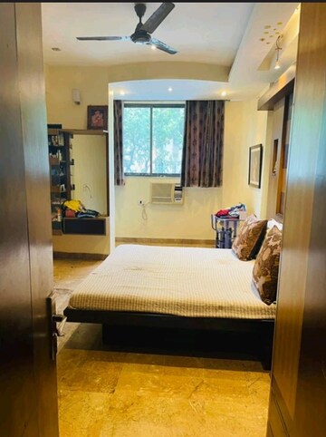 Bedroom in 3 BHK Apartment at Malabar Hill – for Sale