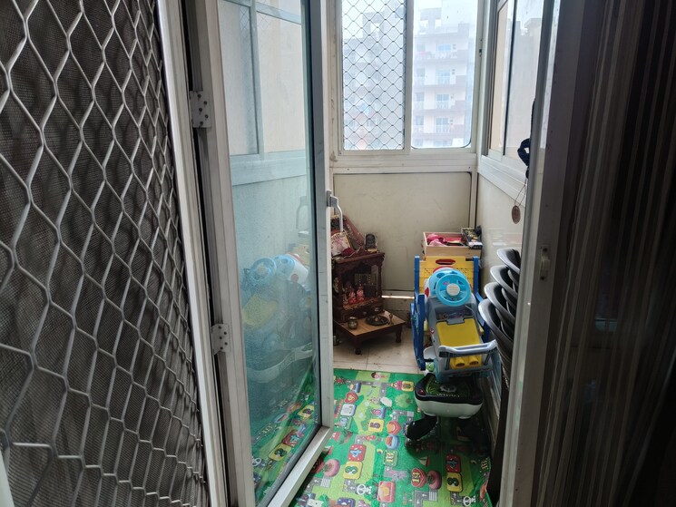 Balcony, gaur-city-2-11th-avenue 3 Bedroom 871 Sq.Ft. Apartment In Sector 16c Greater Noida Greater Noida 8157326