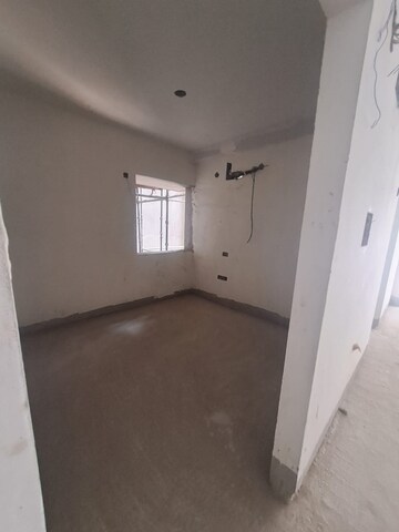 Room in 3 BHK Apartment at Kondapur – for Sale