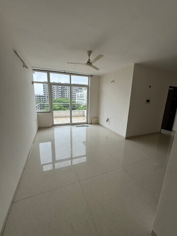Room in 2 BHK Apartment at Rohan Mithila, Viman Nagar – for Rent