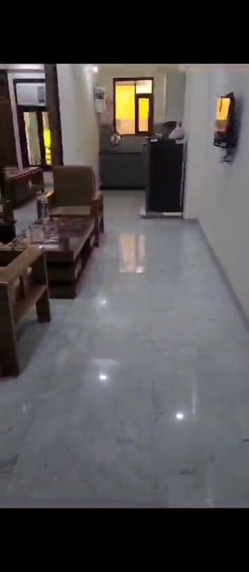 2 BHK Builder Floor For Rent in Chattarpur
