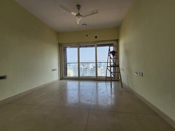 Room in 2 BHK Apartment at Mahavir Kanti Avenue, Nalasopara East – for Rent