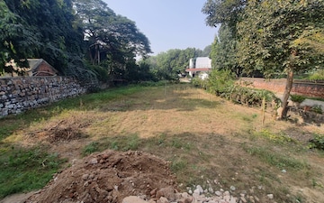 Plot For Sale in Chattarpur