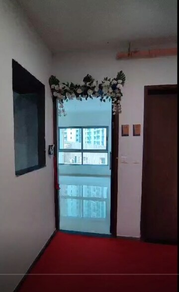  2 BHK Apartment at Kalpataru Immensa, Kolshet Road – for Sale