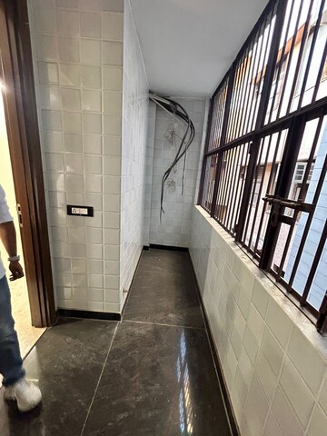 Balcony in 3 BHK Builder Floor at Paschim Vihar – for Rent