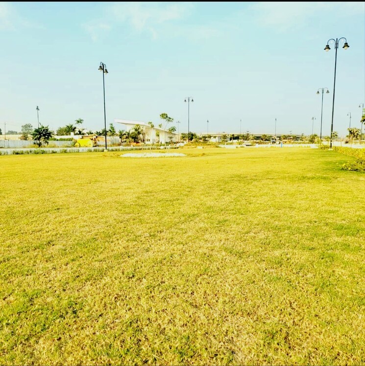 Garden, kailasha-enclave  1806 Sq.Ft. Plot In Sultanpur Road Lucknow 8157449