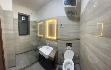 Bathroom in 3 BHK Apartment at M3M Latitude, Sector 65 – for Rent