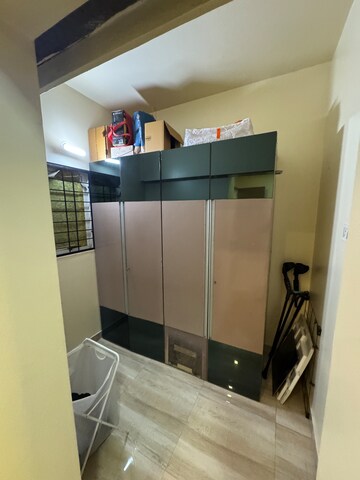 Room in 4 BHK Apartment at Marvel Diva 2, Subhas Nagar – for Rent