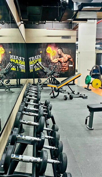Gym in 3.5 BHK Apartment at Azeagaia Botanica, Vrindavan Yojna – for Sale
