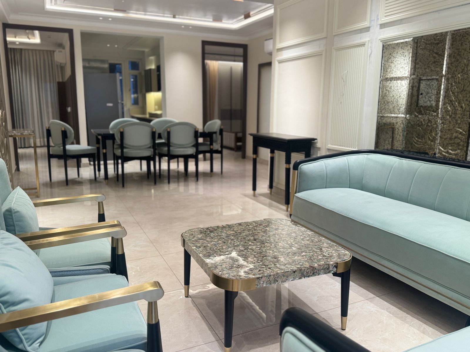 3 BHK 2025 Sq.Ft. Apartment in CRD Golden Castle