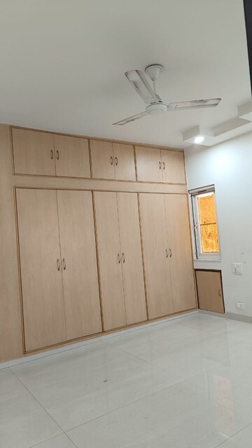 3 BHK Builder Floor For Rent in Paschim Vihar