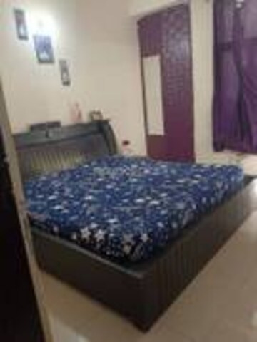 Bedroom in 3 BHK Builder Floor at DLF Vibhuti Khand, Gomti Nagar – for Rent