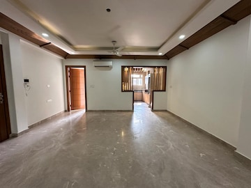Room in 3 BHK Builder Floor at Paschim Vihar – for Rent
