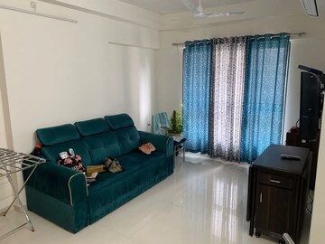 Bedroom in 2 BHK Apartment at Veer Splendor, Nalasopara East – for Rent