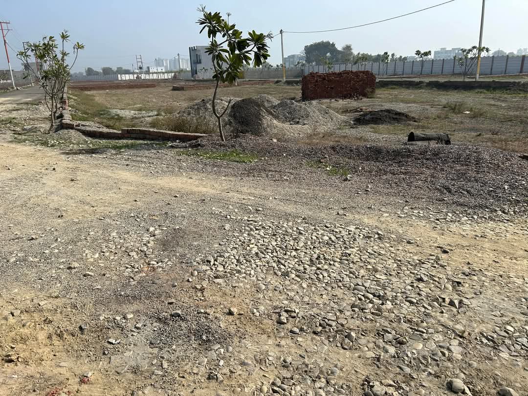 Plot For Sale in WTC Tec