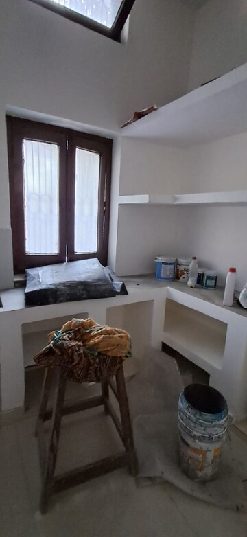 Bedroom in 3.5 BHK Villa at Dalanwala – for Rent