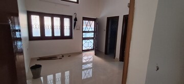 Room in 3.5 BHK Villa at Dalanwala – for Rent