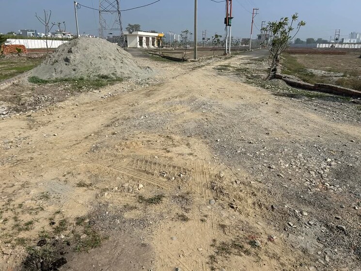 undefined, gennex-city  120 Sq.Yd. Plot In Knowledge Park V Greater Noida Greater Noida 8157602